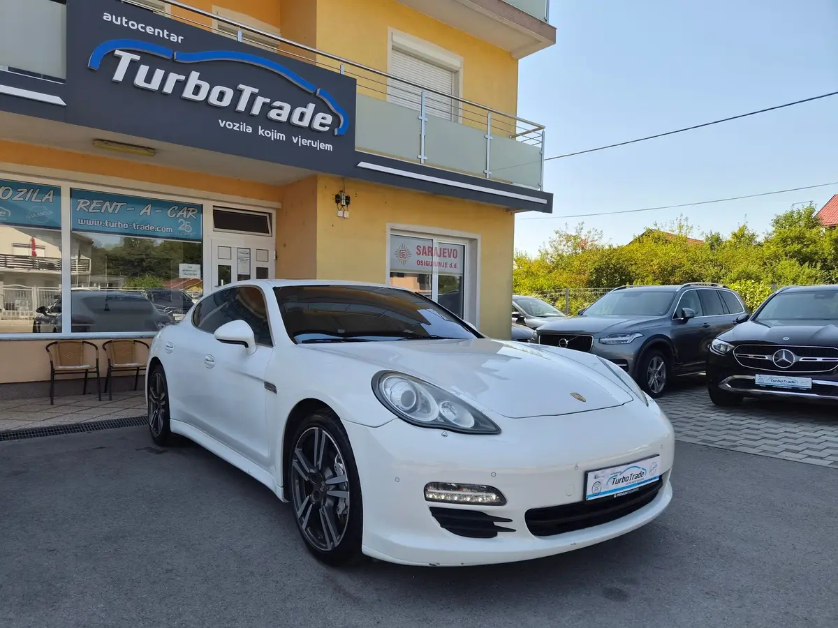 Porsche Panamera S 4.8