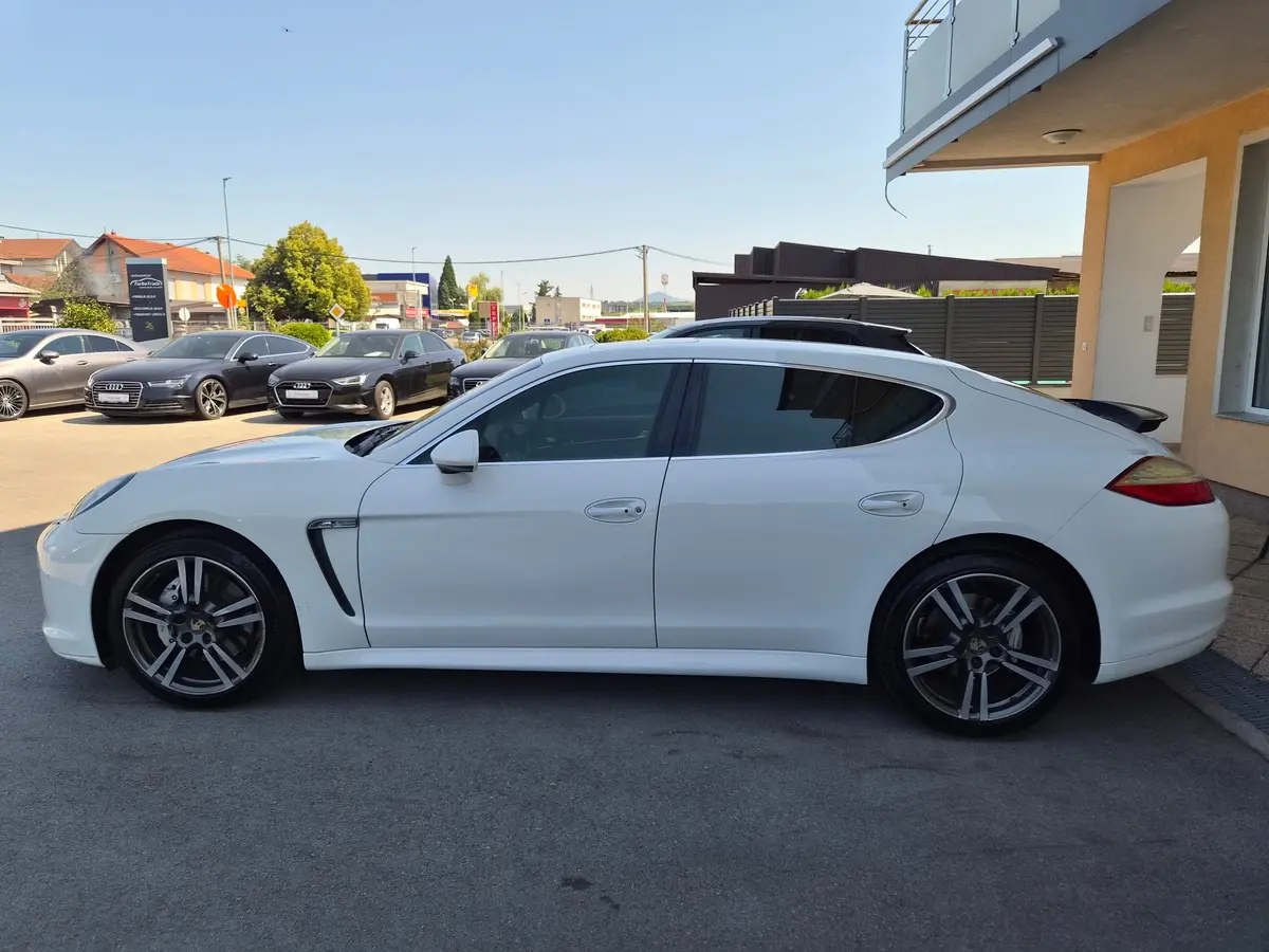 Porsche Panamera S 4.8  - 4
