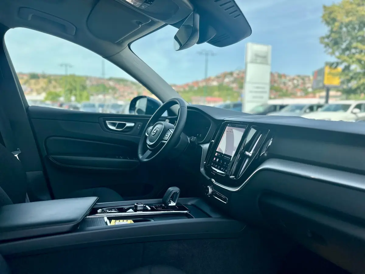 VOLVO T6 AWD RECHARGE - 17