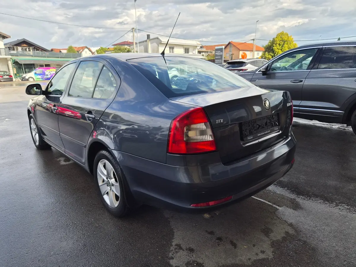 Škoda Octavia 1.6 TDI  - 5