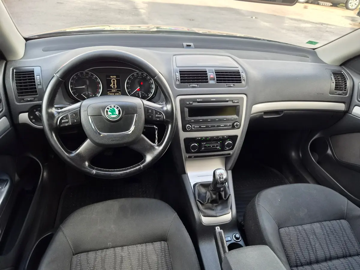 Škoda Octavia 1.6 TDI  - 12