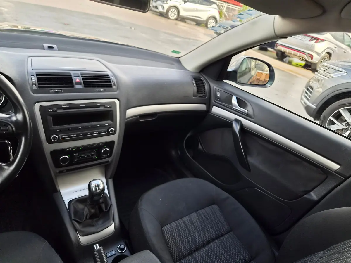 Škoda Octavia 1.6 TDI  - 13