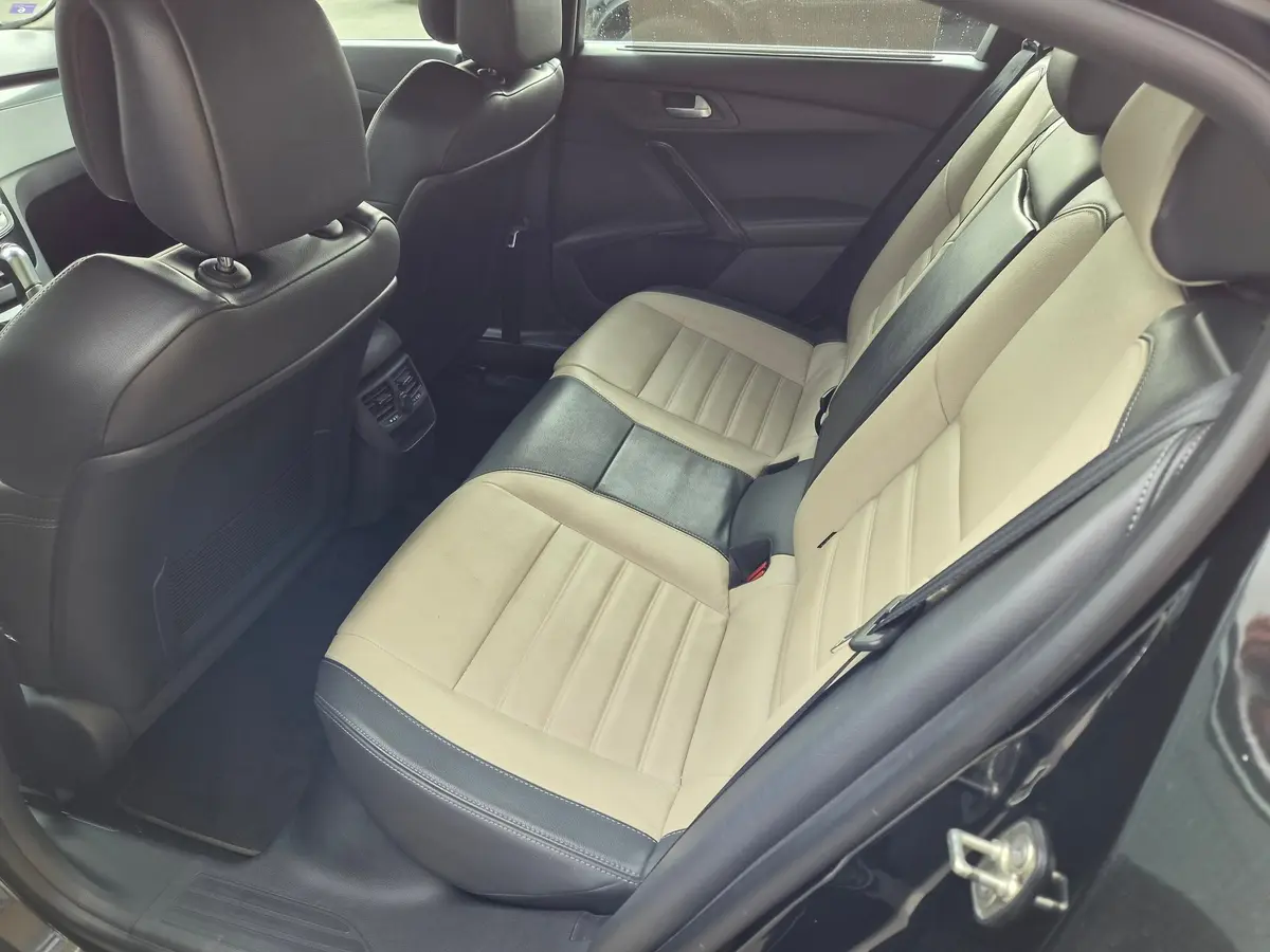 Peugeot 508 2.0 HDI Business - 11
