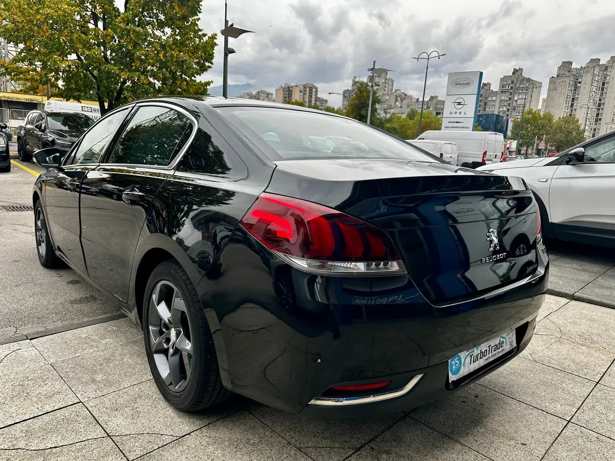 Peugeot 508 2.0 HDI Business Aut - 8