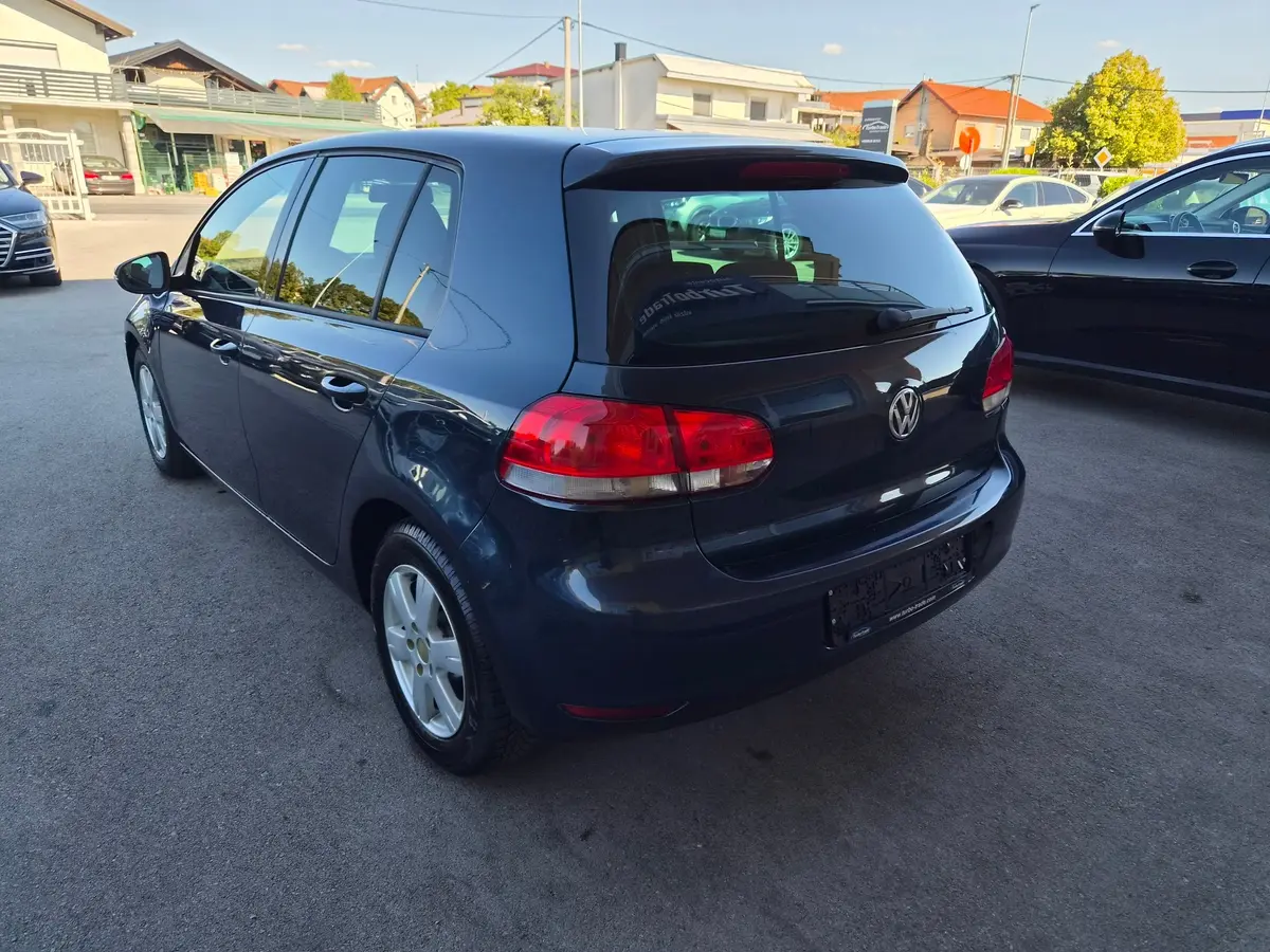 Volkswagen Golf VI 1.6 TDI  - 5