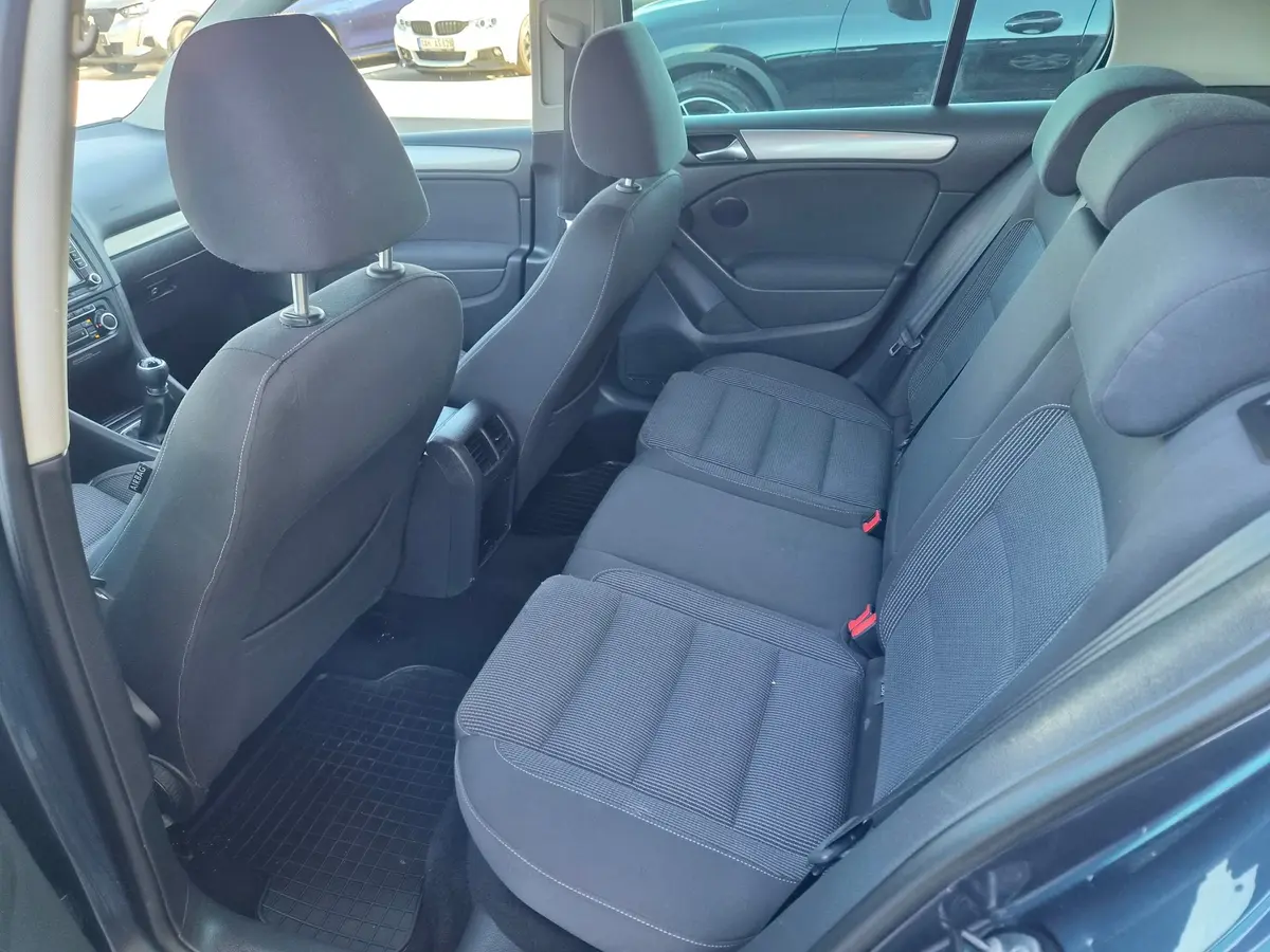 Volkswagen Golf VI 1.6 TDI  - 11
