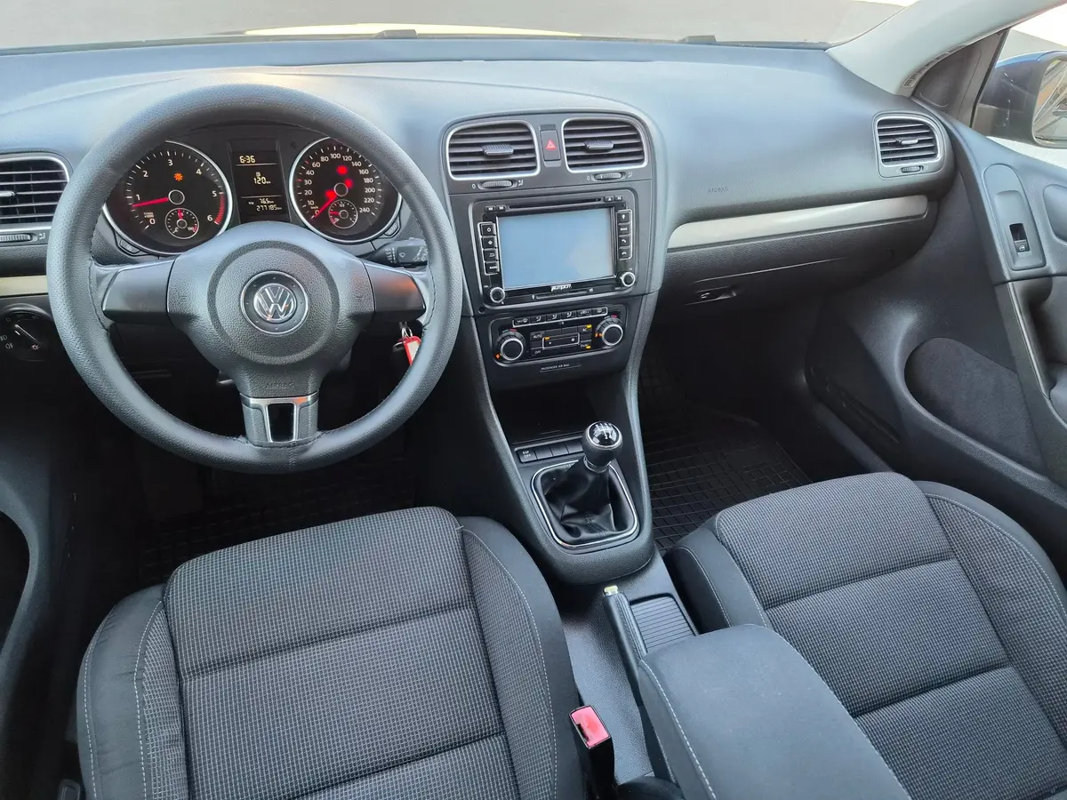 Volkswagen Golf VI 1.6 TDI  - 13