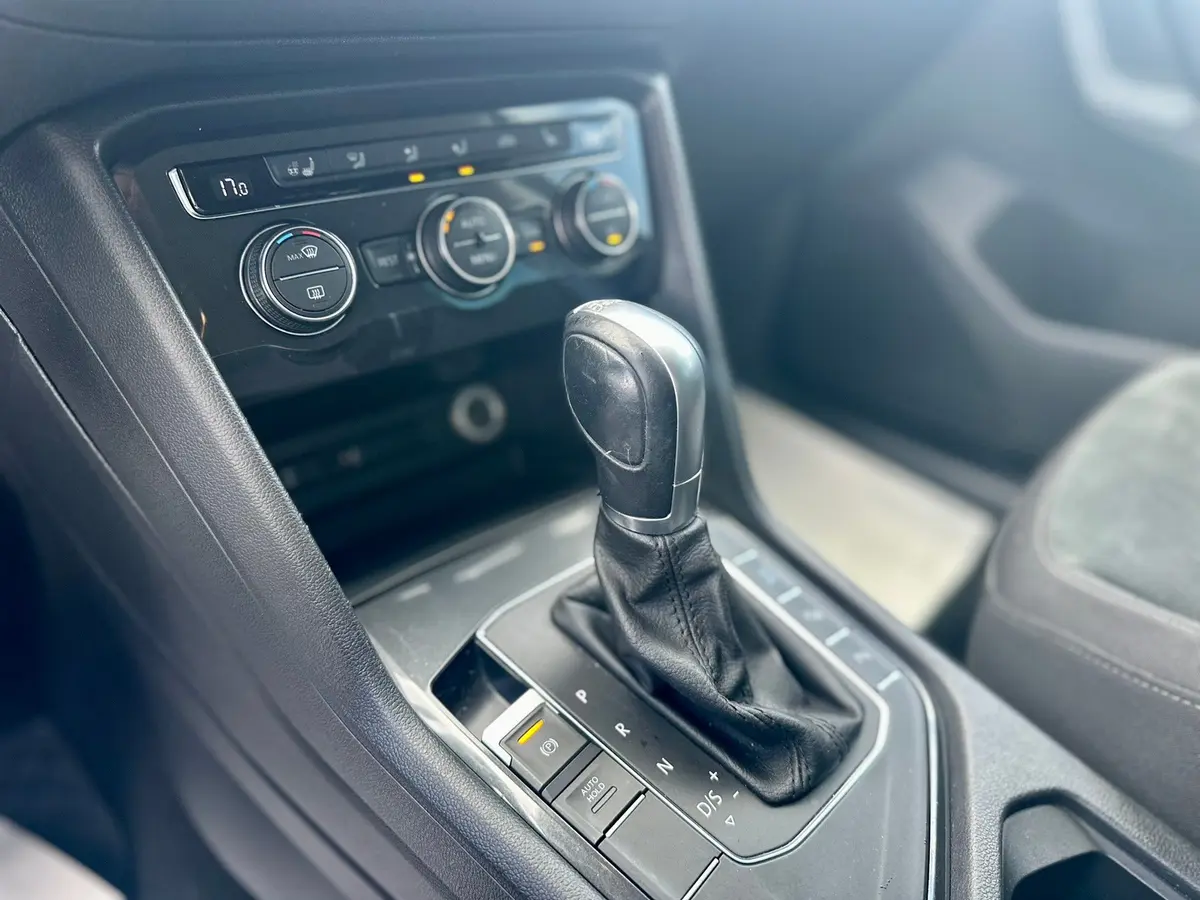 VOLKSWAGEN TIGUAN 2.0TDI DSG - 15