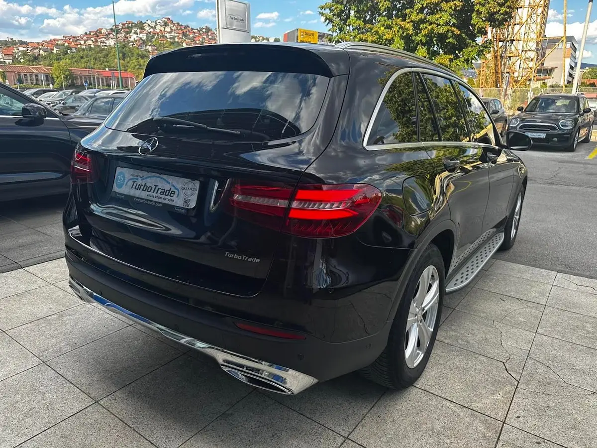 MERCEDES-BENZ GLC220 4MATIC 9-G - 7