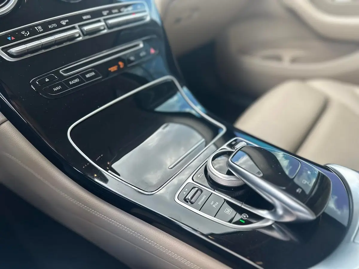 MERCEDES-BENZ GLC220 4MATIC 9-G - 13