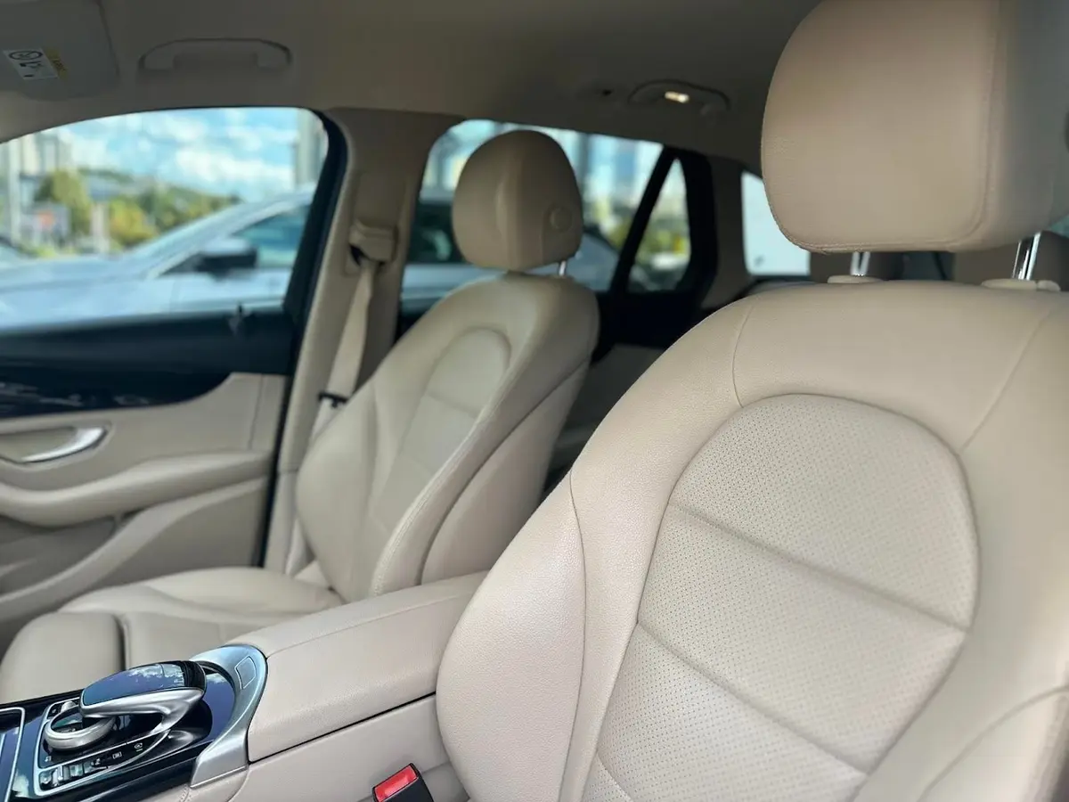 MERCEDES-BENZ GLC220 4MATIC 9-G - 10