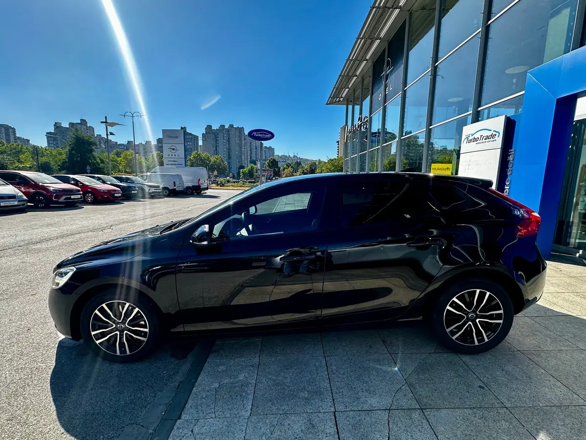 VOLVO V40 D2 Aut - 5