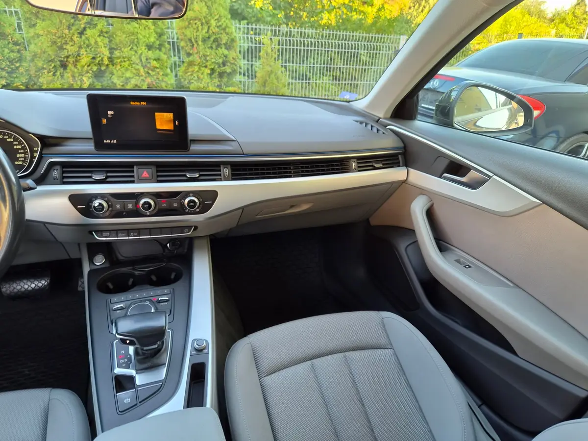Audi A4 2.0 TDI Stronic 2016 god - 13