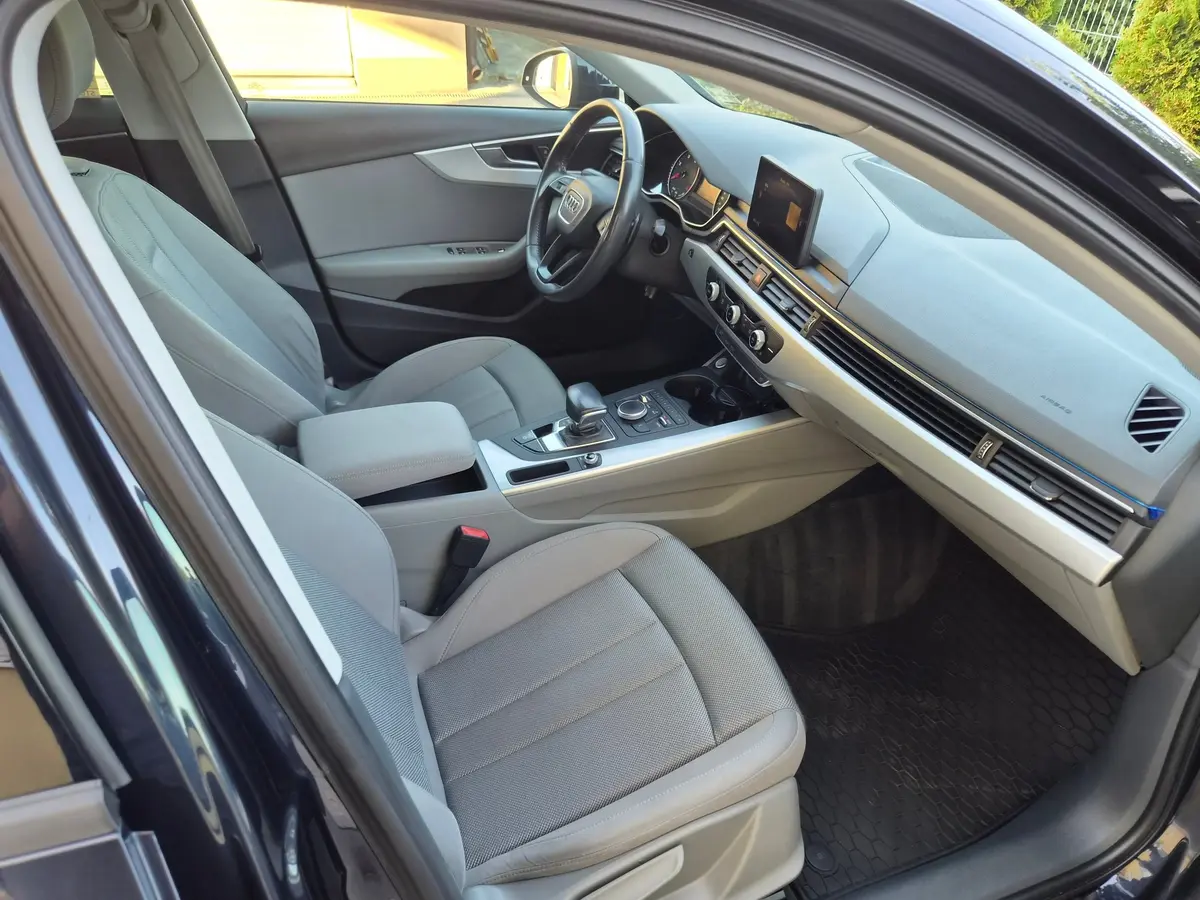 Audi A4 2.0 TDI Stronic 2016 god - 17