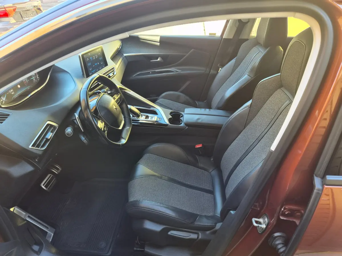 Peugeot 3008 1.5 HDI Allure Pack  - 9