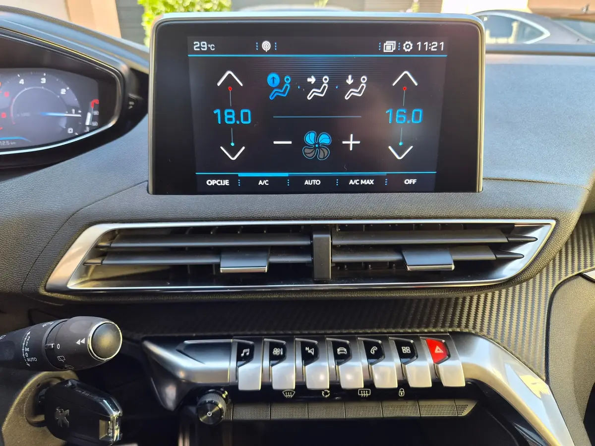 Peugeot 3008 1.5 HDI Allure Pack  - 13