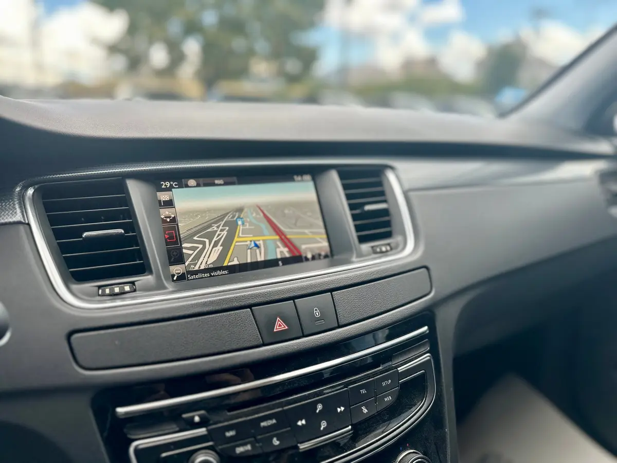 PEUGEOT 508 1.6HDI AUT - 13