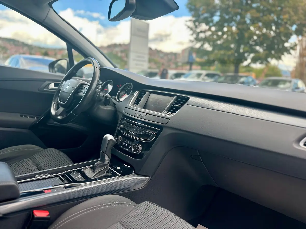PEUGEOT 508 1.6HDI AUT - 16