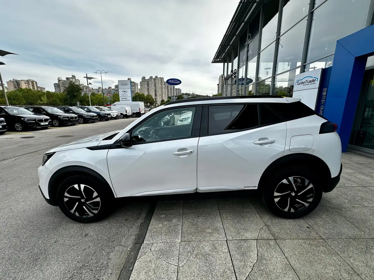 PEUGEOT 2008 1.2 ALLURE PACK - 5