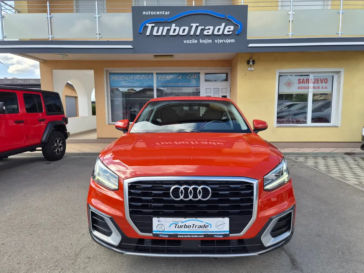 Audi Q2 1.0 TFSI AUT - 2