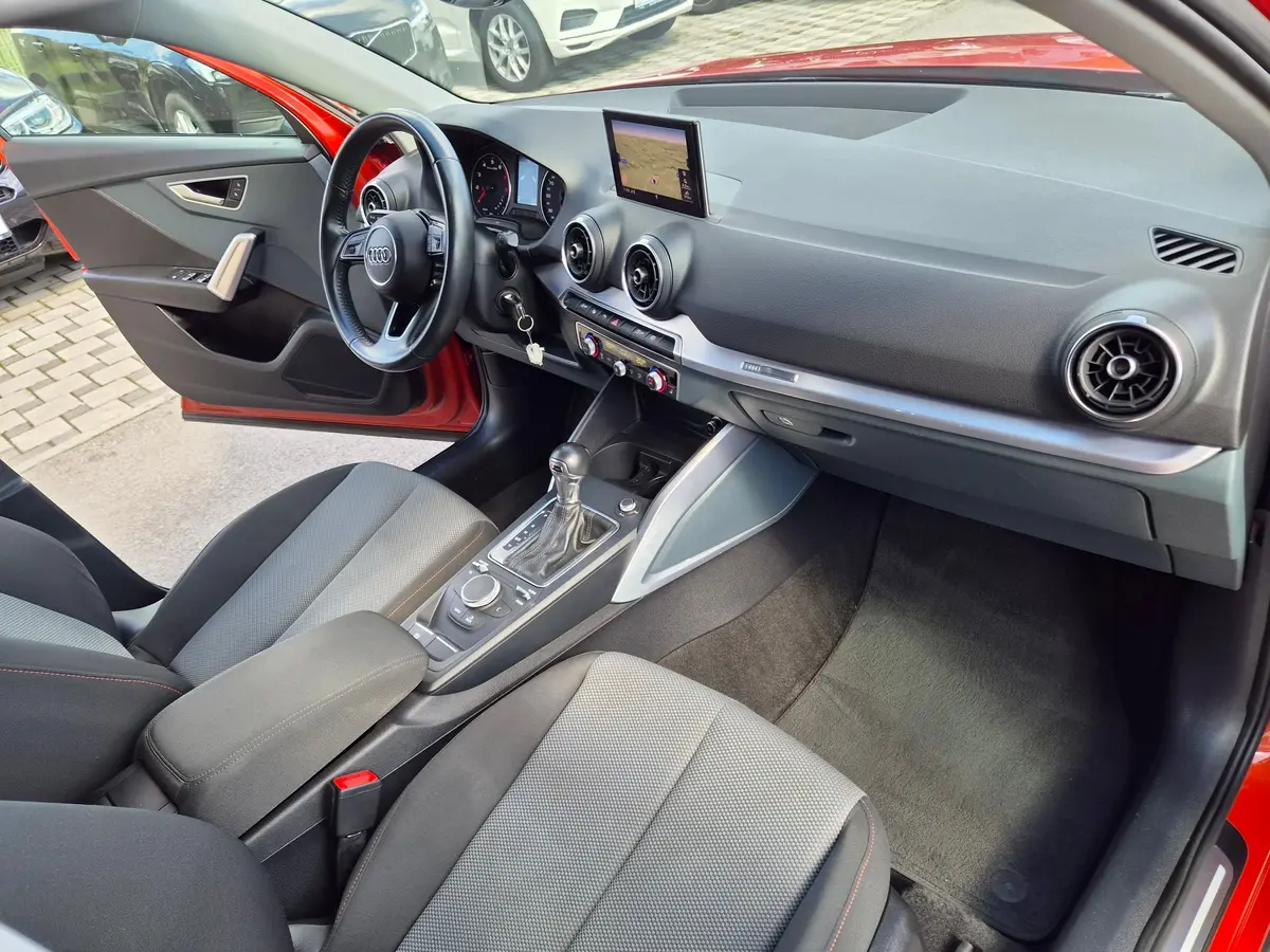 Audi Q2 1.0 TFSI AUT  - 21