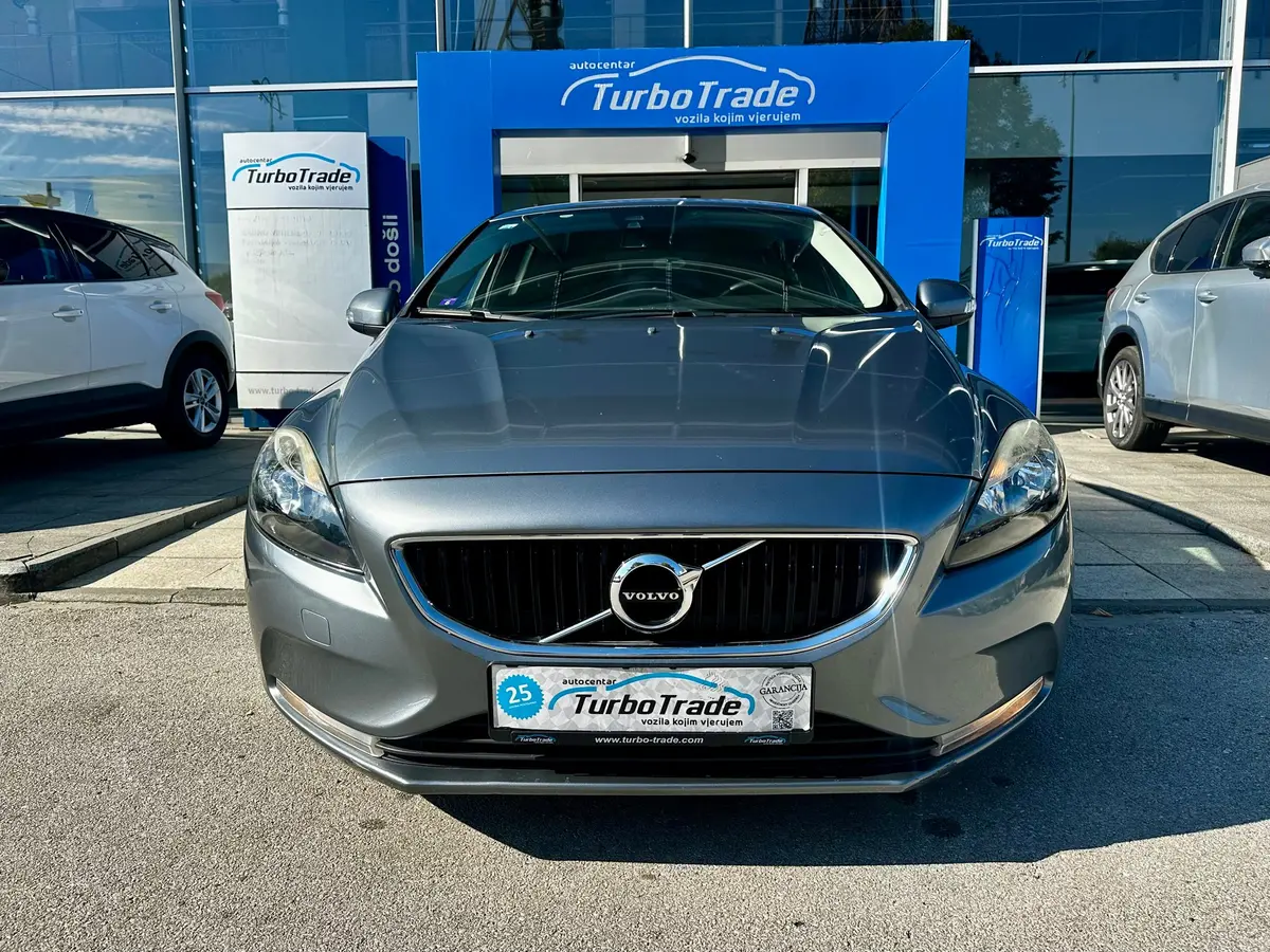 VOLVO V40 D2 CROSS COUNTRY - 2