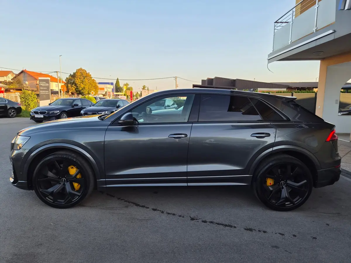 Audi RSQ8 Quattro 4.0 V8  - 4