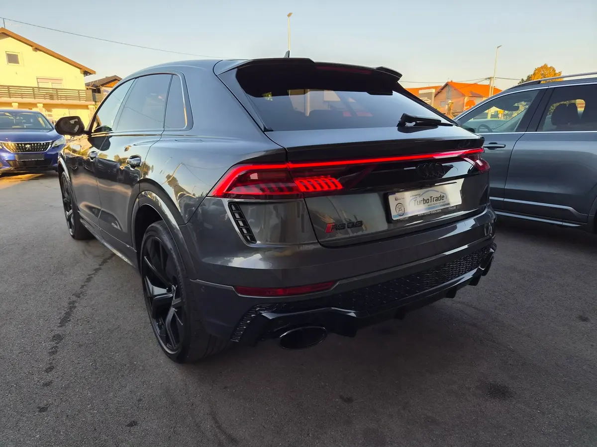 Audi RSQ8 Quattro 4.0 V8  - 5