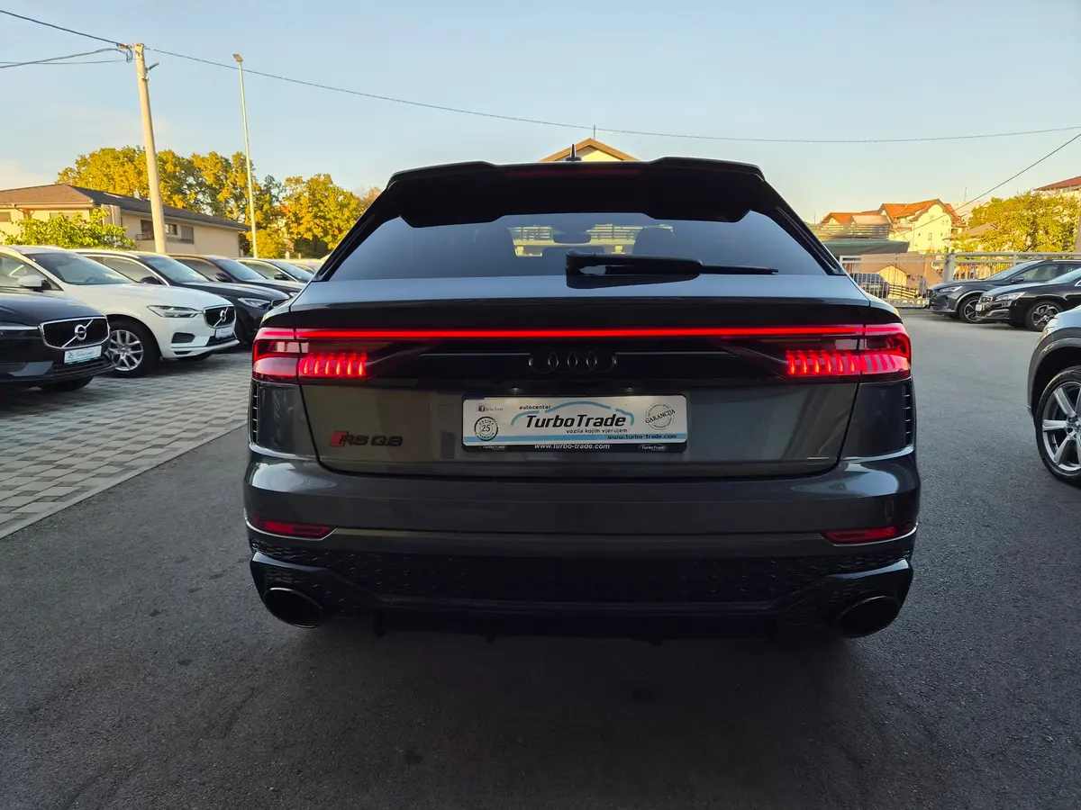 Audi RSQ8 Quattro 4.0 V8  - 6