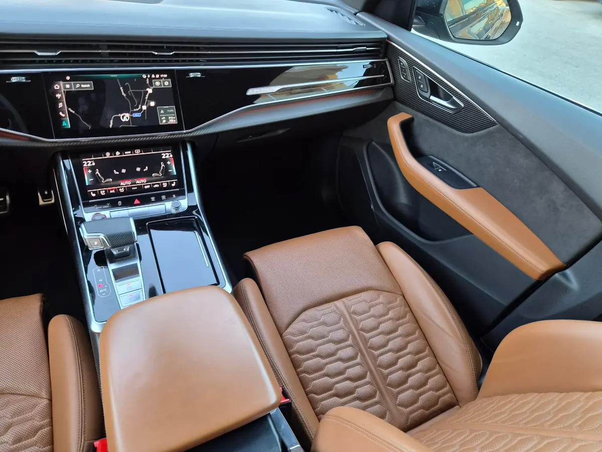 Audi RSQ8 Quattro 4.0 V8  - 15