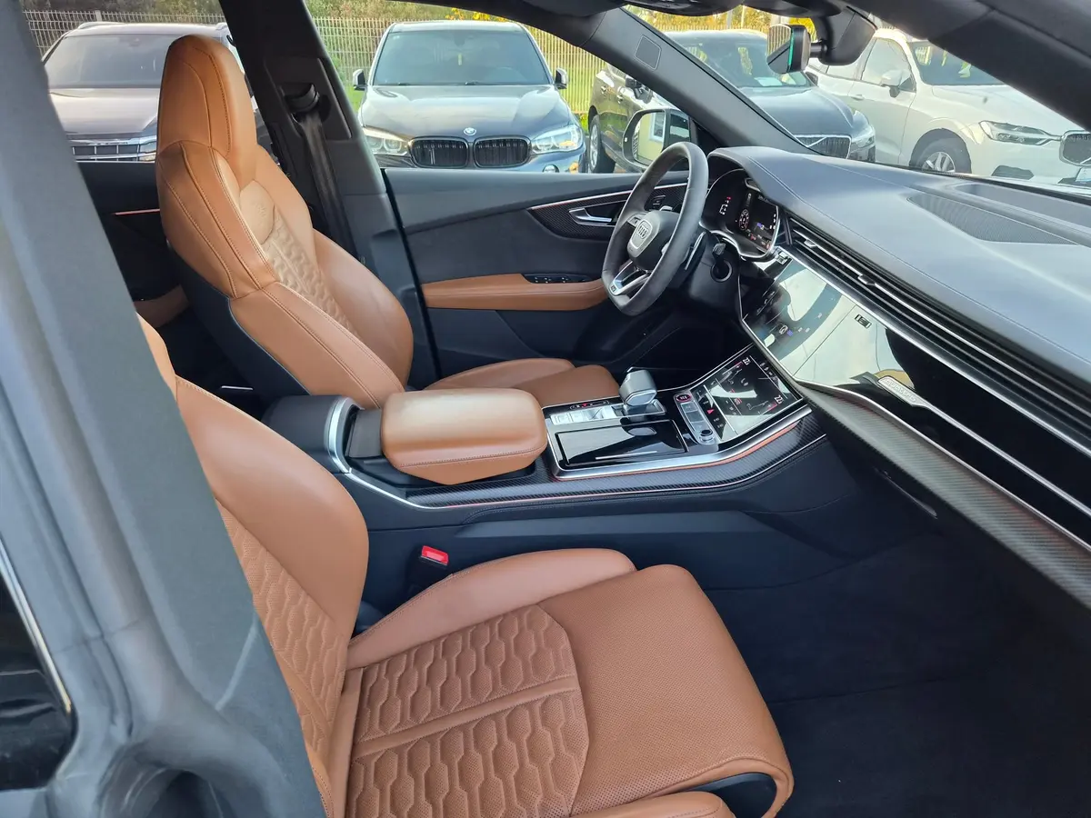 Audi RSQ8 Quattro 4.0 V8  - 16