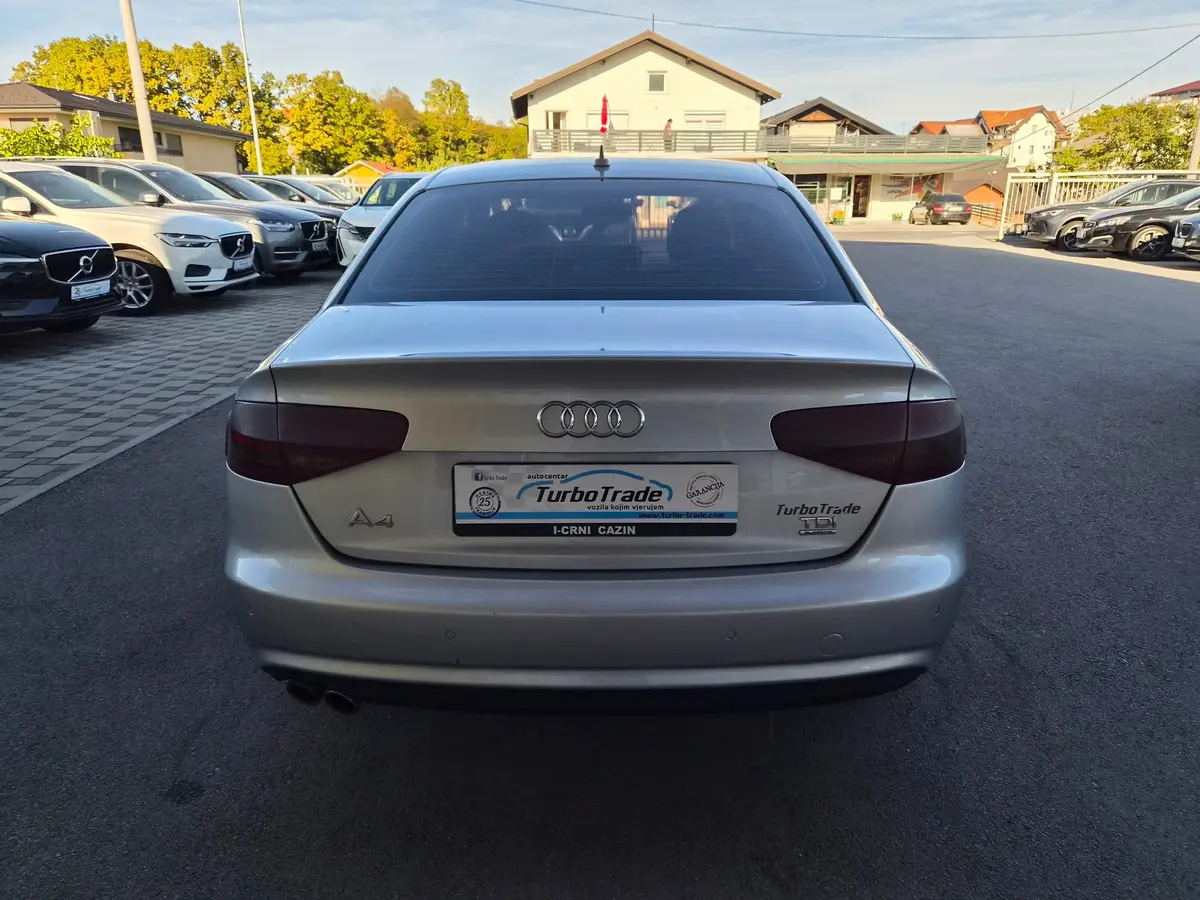 Audi A4 2.0 TDI Quattro Stronic - 7
