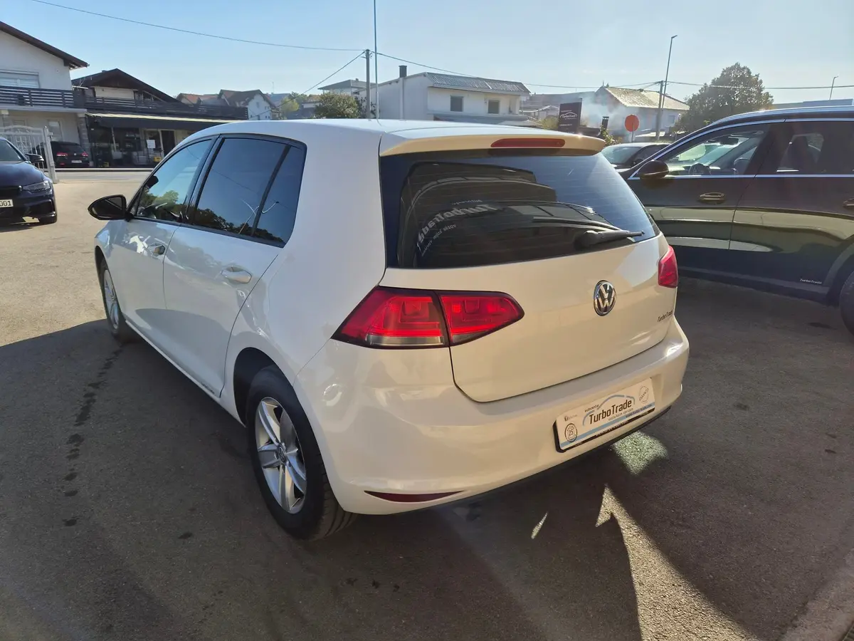 Volkswagen Golf VII 1.6 TDI  - 6