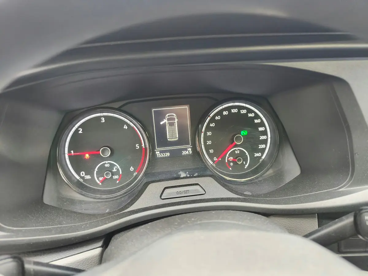 Volkswagen Transporter T6 2.0 TDI DSG 150 KS - 9