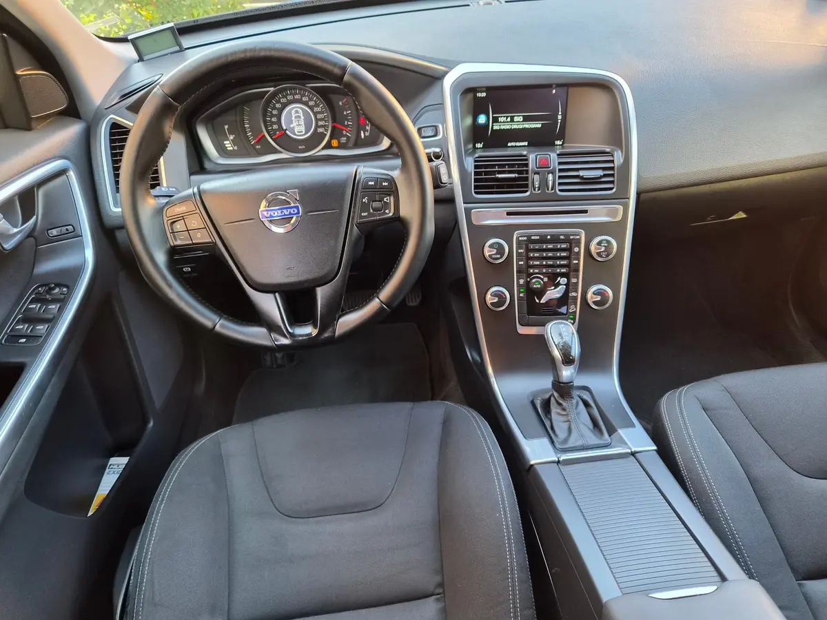 Volvo XC60 2.4 D4 AWD Powershift  - 12