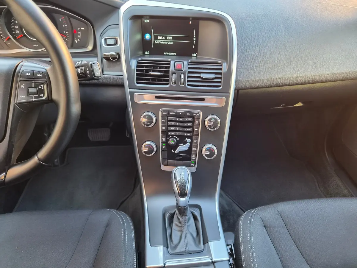 Volvo XC60 2.4 D4 AWD Powershift  - 14