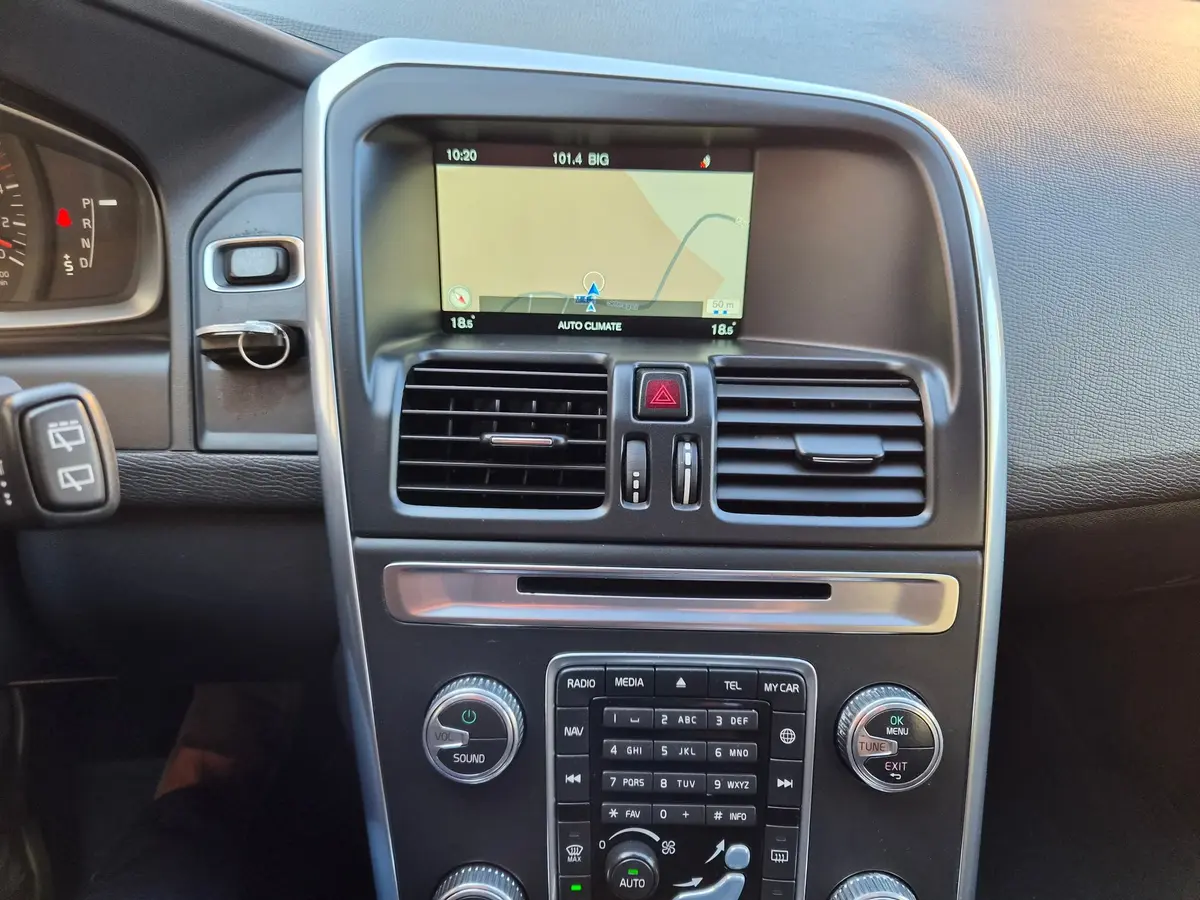 Volvo XC60 2.4 D4 AWD Powershift  - 17