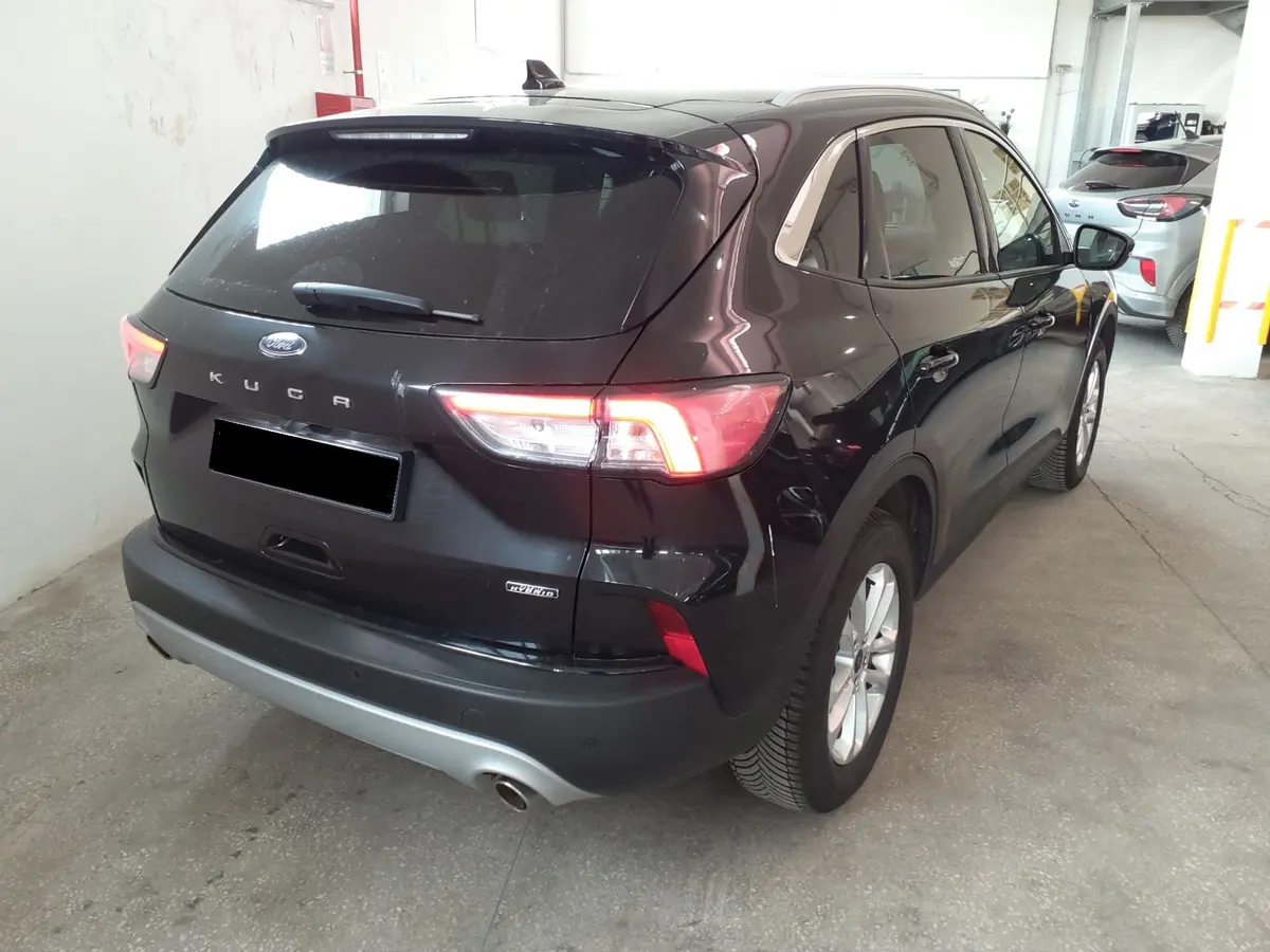 Ford Kuga 2.5 PHEV Titanium 2WD 225 HP - 3