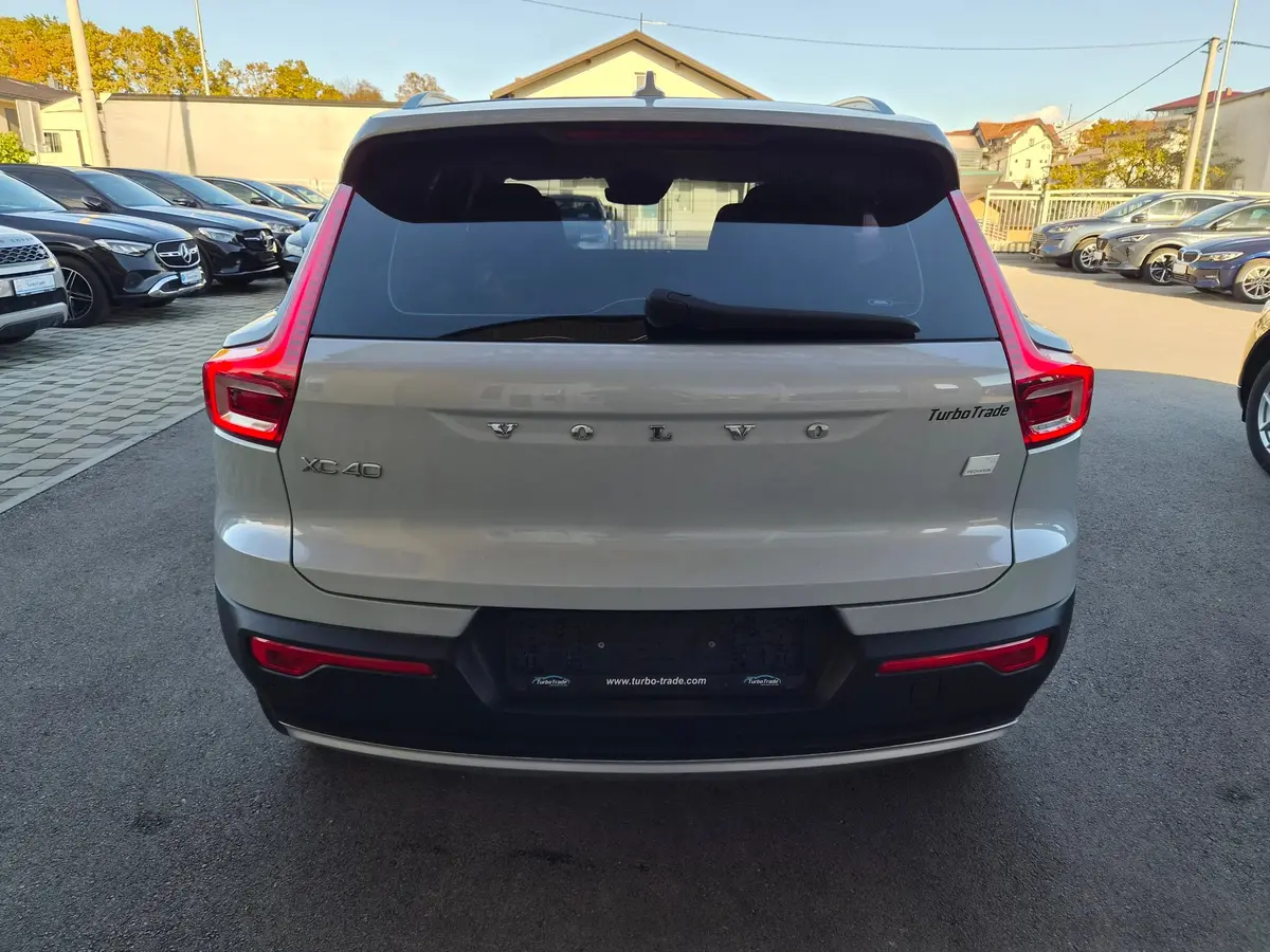 Volvo XC40 T4 RECHARGE - 6