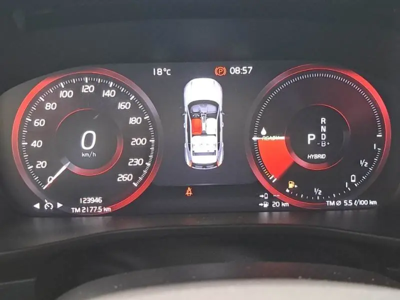 Volvo XC40 T5 RECHARGE 192 KW  - 7