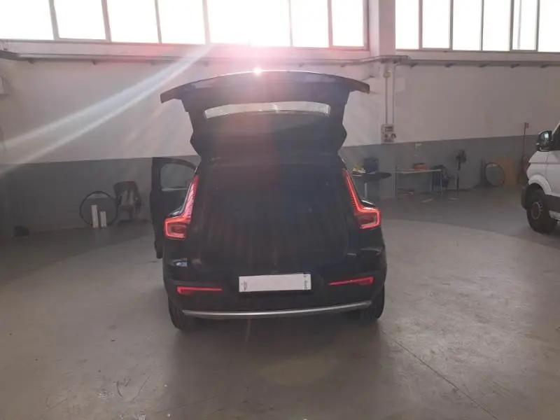 Volvo XC40 T5 RECHARGE 192 KW - 8