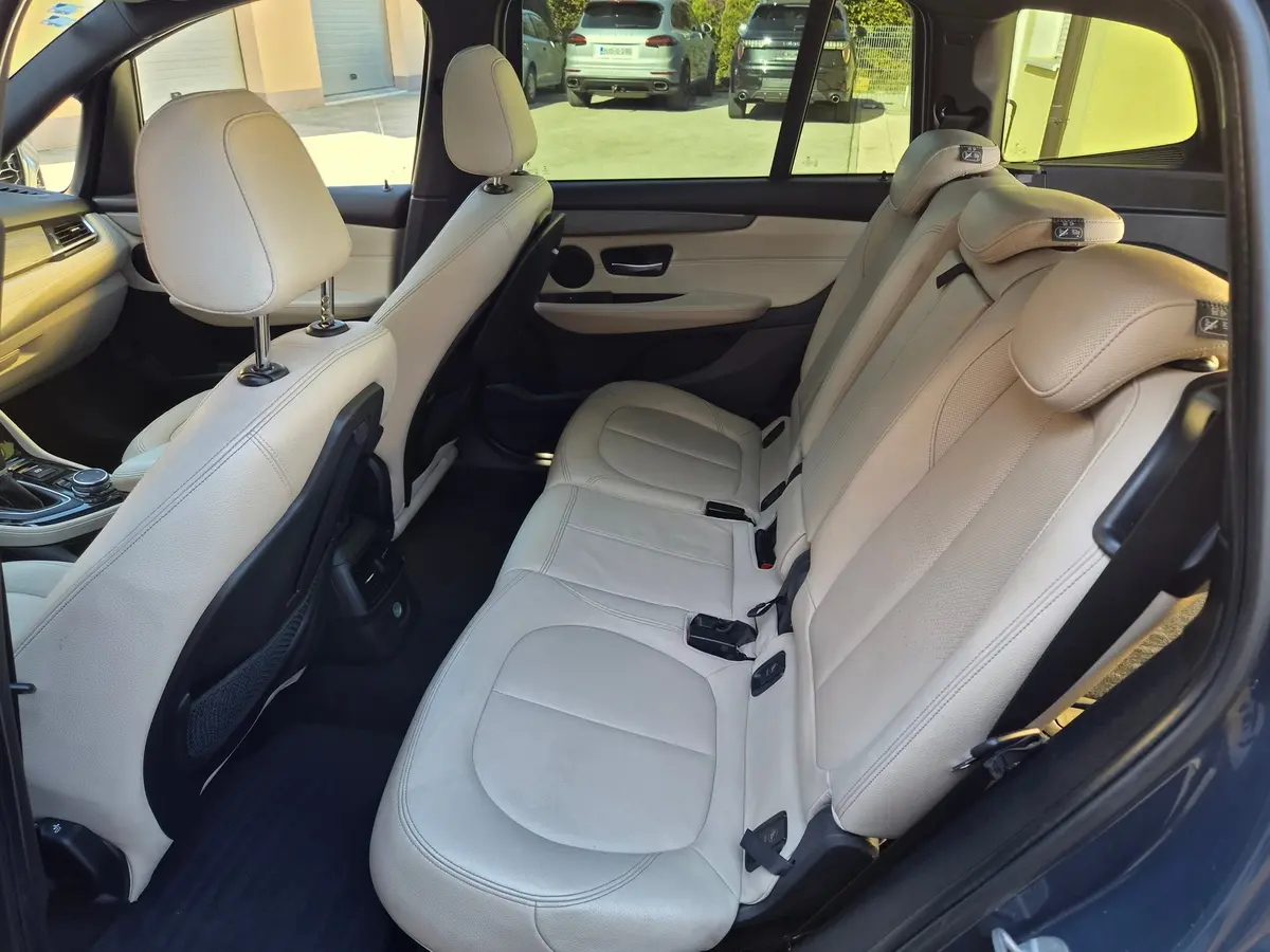 BMW 220D X-DRIVE GRAN TOURER - 23