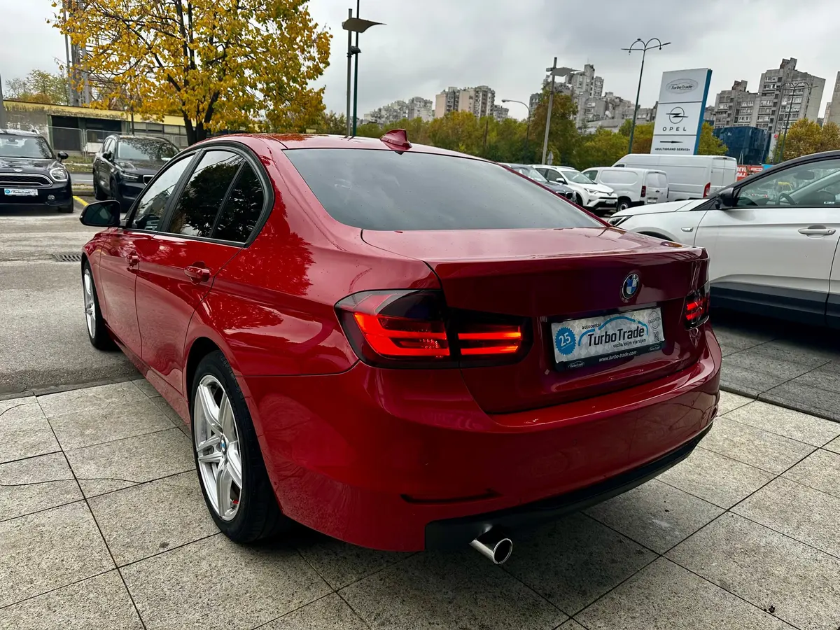 BMW 316D AUT - 6