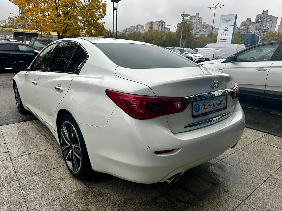 Infiniti Q50 2.2D  - 6