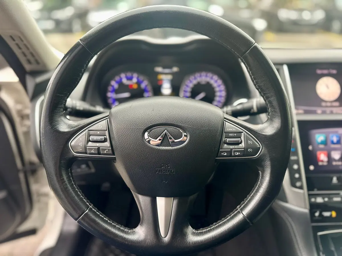 Infiniti Q50 2.2D  - 14