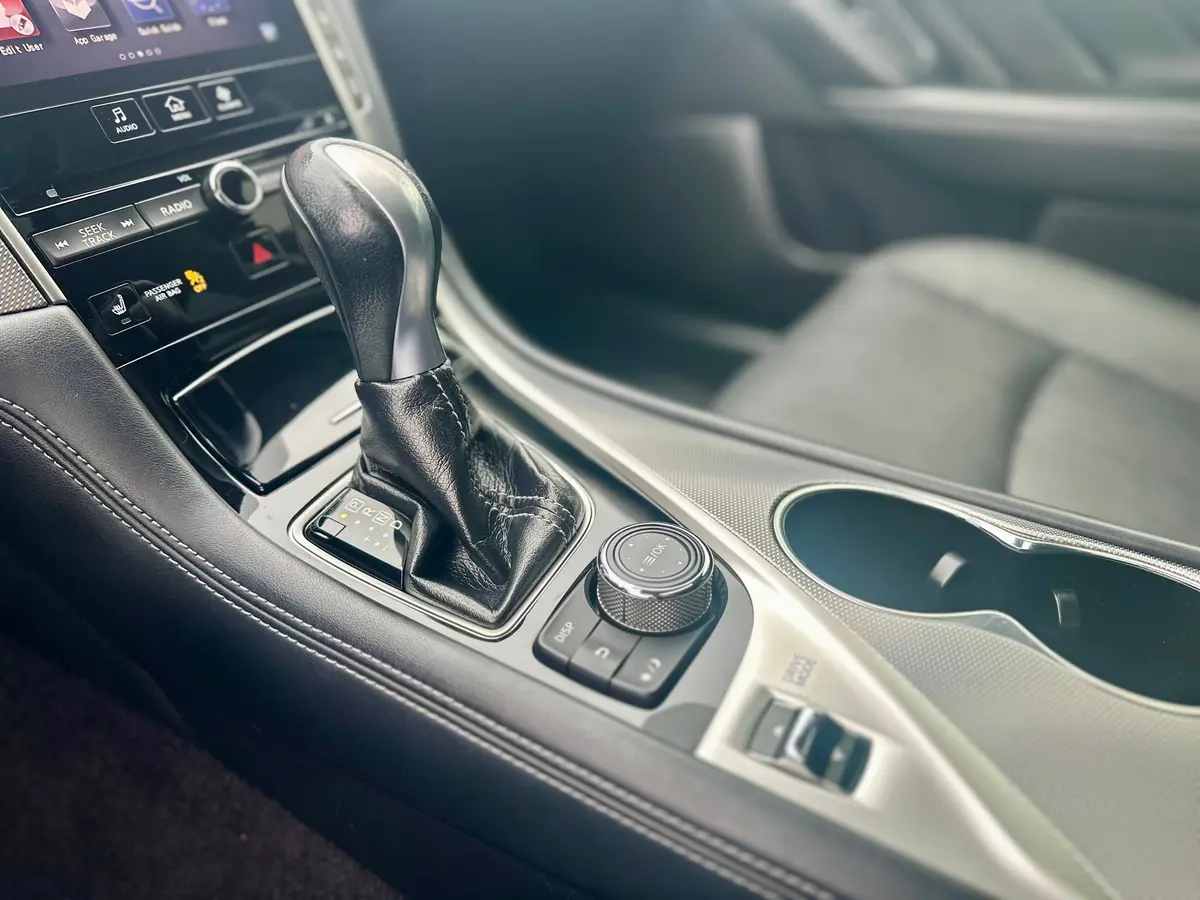 Infiniti Q50 2.2D  - 17
